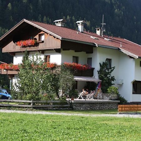 Gaestehaus Bliem Mayrhofen Luaran gambar